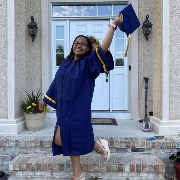 Meet your Posher, Siani - Picture 3 of 6